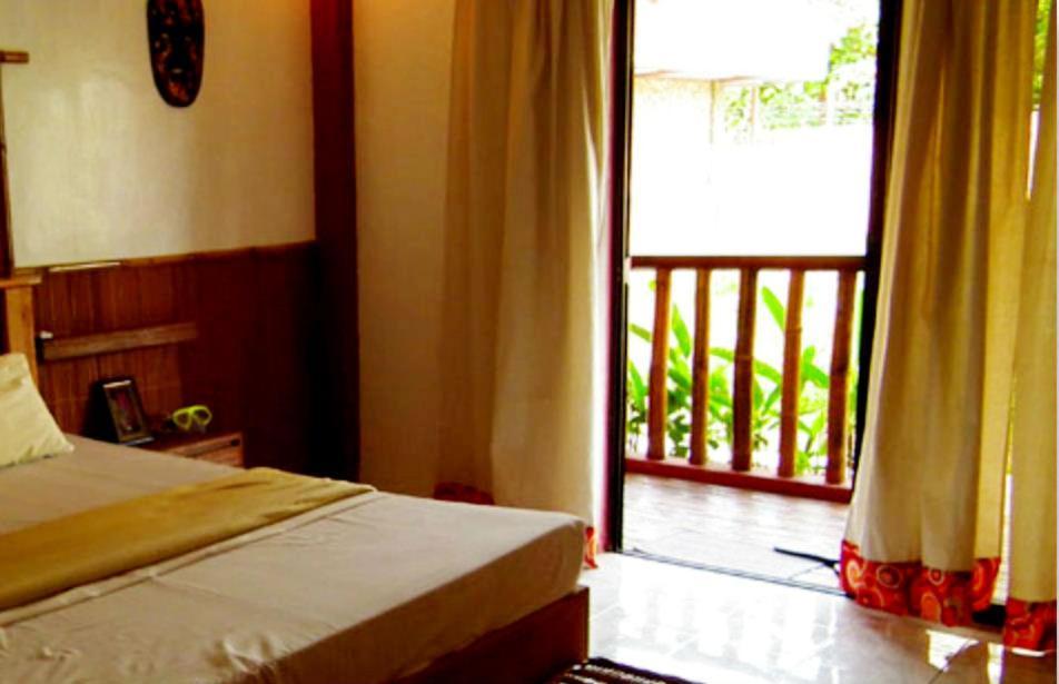 Cooper'S Beach Resort Lucbuan Стая снимка
