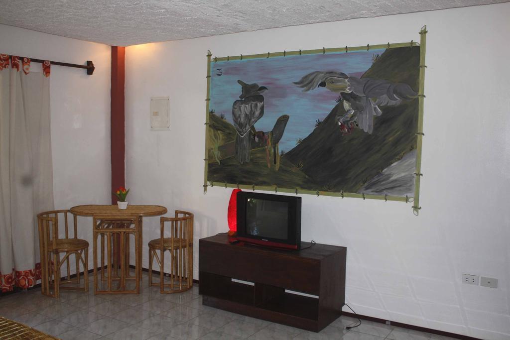 Cooper'S Beach Resort Lucbuan Стая снимка
