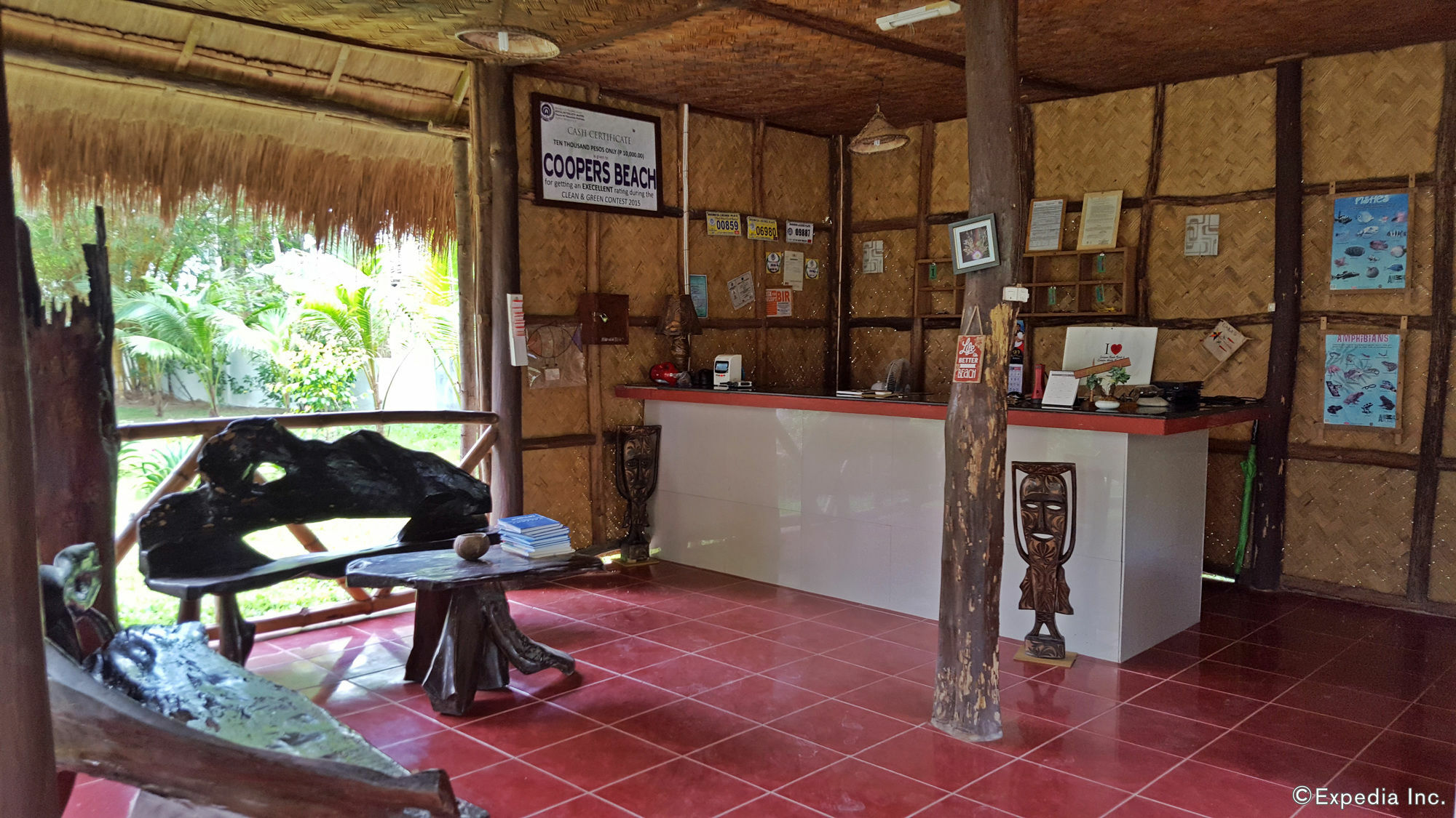 Cooper'S Beach Resort Lucbuan Екстериор снимка