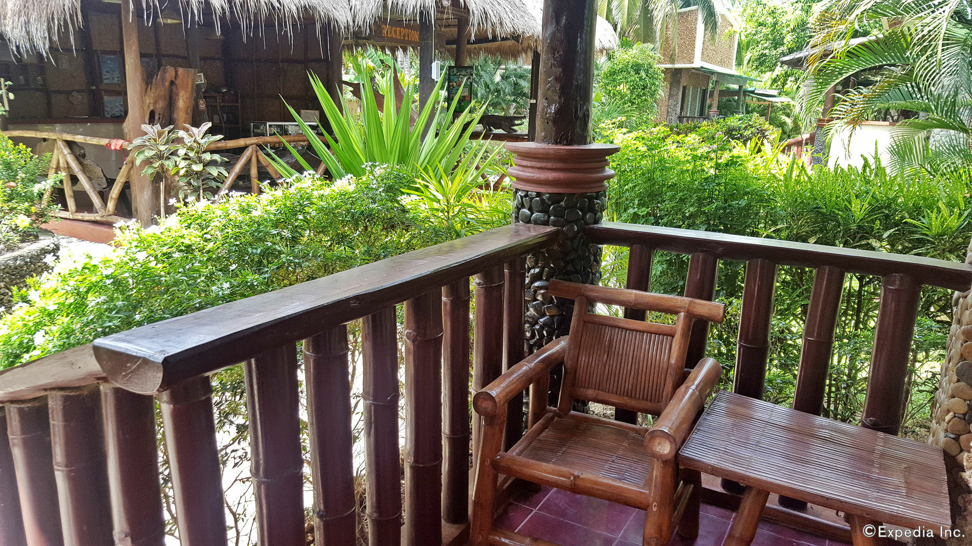 Cooper'S Beach Resort Lucbuan Екстериор снимка